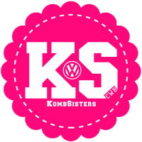logo kombsisters